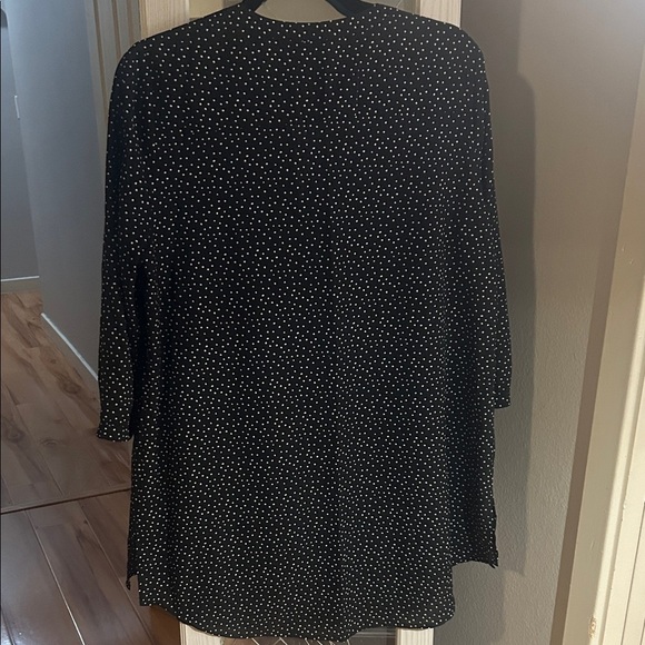 A Pea in the Pod Black Blouse with White Dots - Picture 3 of 4